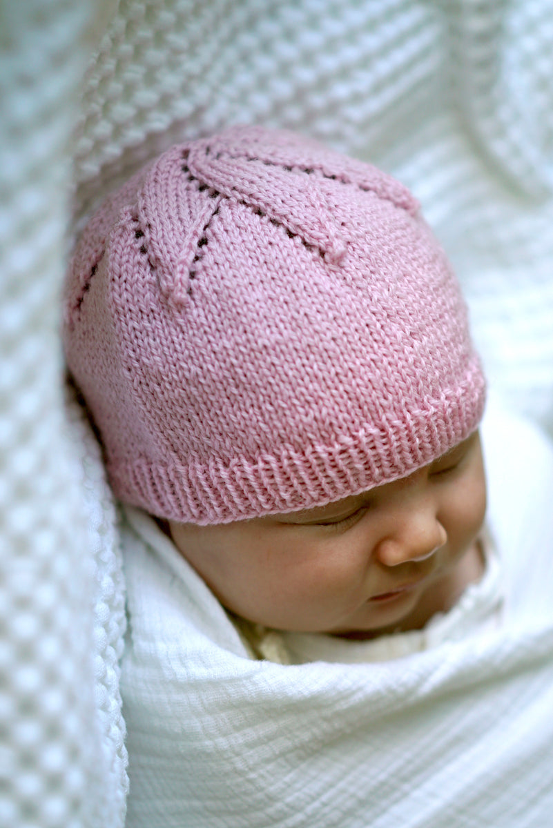 4ply Baby Star Hat – lisaFdesign - Main Image