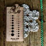 Kakaruwai - South Island Robin Needle Gauge and Ruler - Wooden