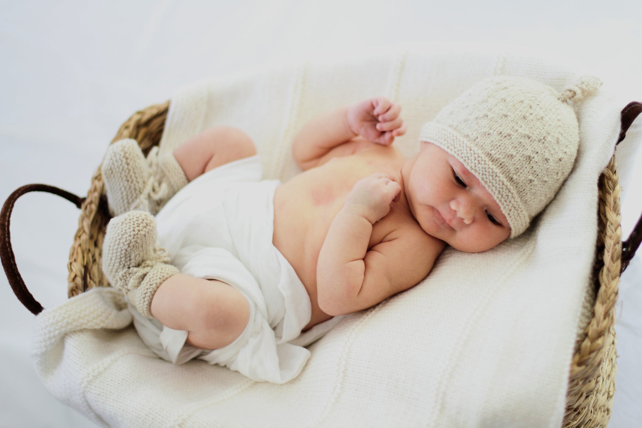 Newborn hat and booties outlet